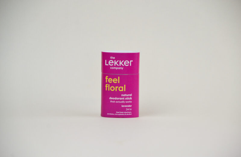 Deo van The Lekker Company stick feel floral in de geur lavendel. 100% natuurlijk en vegan. Zonder aluminium en microplastics.